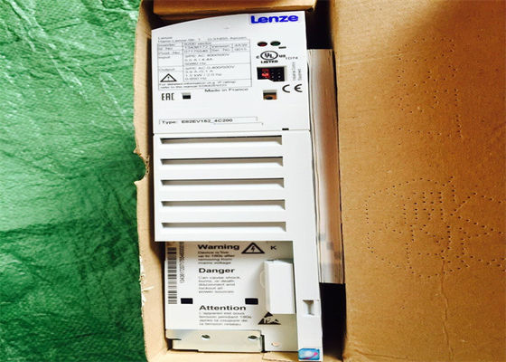 Lenze E82EV152K4C VECTOR FREQUENCY INVERTER DRIVE INPUT 3 PHASE 400 / 500 VAC 50/60 HZ
