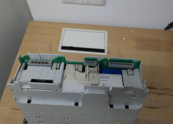 Lenze E94AMHE0244 Variable Frequency Inverter SERVO DRIVE 9400 SERIES 325/565/705 V DC 11.5-22 KV