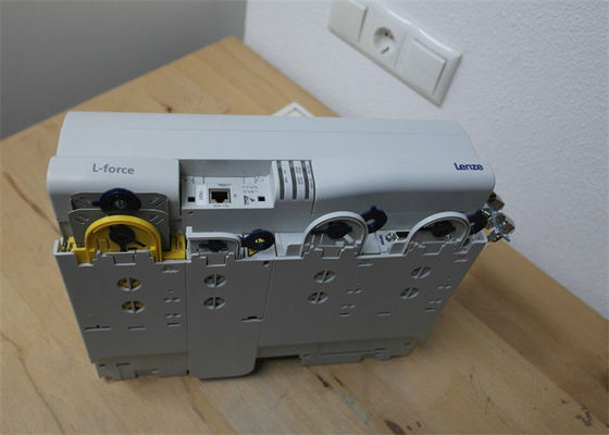 Lenze E94AMHE0244 Variable Frequency Inverter SERVO DRIVE 9400 SERIES 325/565/705 V DC 11.5-22 KV