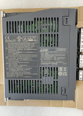 MR-J4-20B-RJ020 Mitsubishi 200W Servo Motor Drive 3PH 170V 0-360Hz Mitsubishi