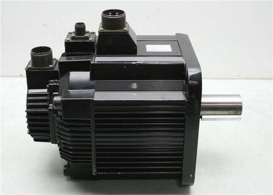 SGMGH-30DCA6C Industrial Dc Servo Motor Drive Yaskawa 2900W 18.6 N-M 400V 11.9A