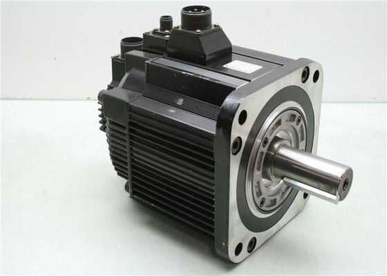 SGMGH-30DCA6C Industrial Dc Servo Motor Drive Yaskawa 2900W 18.6 N-M 400V 11.9A