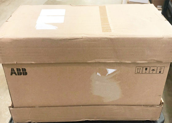 ACS880-04-585A-3 Frequency Inverter 3AUA0000139073 585A ACS880 Drive Modules