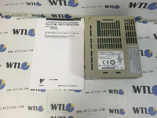 Yasakawa SGDM-01ADA Ac Servo Motor Drive SERVO AMPLIFIER 50/60 HZ 0.91 AMP OUT 0.10 KW