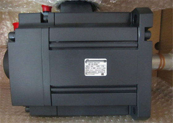 Black Color Three Phase Ac Servo Motor 129V MITSUBISHI HC-SF352B HC-SF352BK