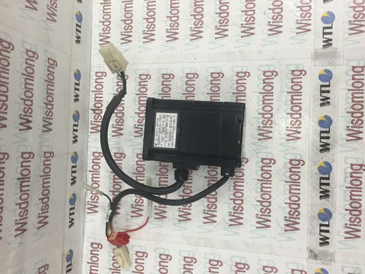 SGMPH-01A1A-YR21  Yaskawa  AC SERVO MOTOR   100W 0.317N.m  3000RPM  200V