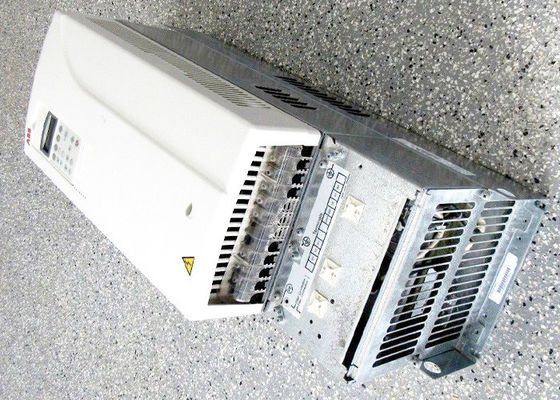 ACS800-U31-0020-5 Frequency Inverter 68672929 ACS800 Single Drives 31A
