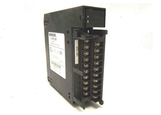 GE IC693MDL390 OUTPUT MODULE 2 AMP 5 POINT 120/240 VAC ISOLATED