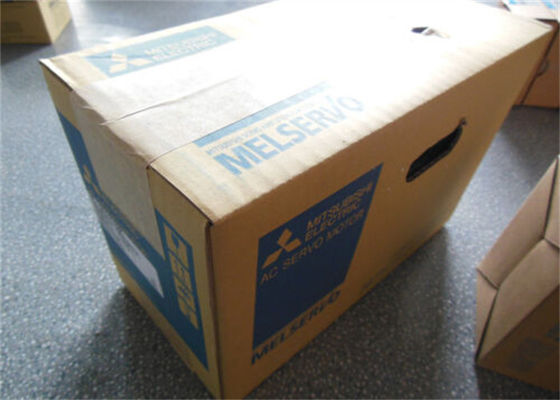 HC-SFS902 Industrial Servo Motor Mitsubishi 2000rpm 9KW