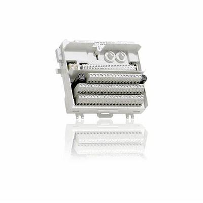 ABB 3BSE013236R1 8 FUSED POWER OUTLETS 8 SIGNAL TERMINALS 50 V EXTENDED MODULE