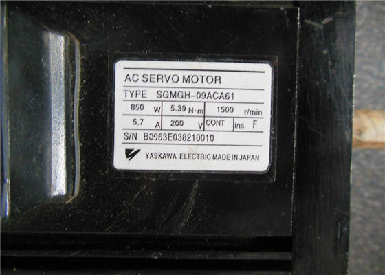 Industrial Servo Motor Yaskawa 5.39N.m 200V AC Servo Motor SGMGH-09ACA21