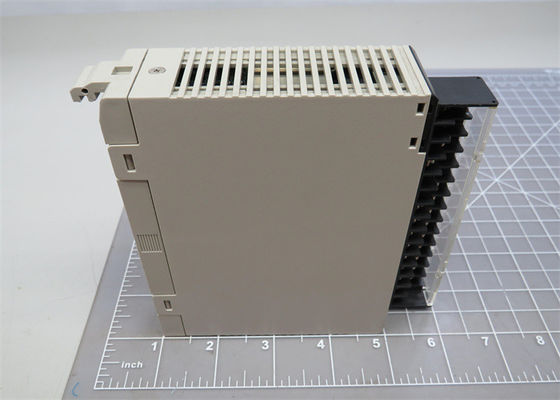 Omron C200H-DA003 OUTPUT MODULE 8 OUTPUT ANALOG -10 TO 10 V 8X 1-5 V
