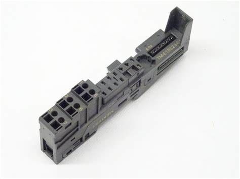Siemens 6ES7193-4CA30-0AA0 FOR ELECTRONIC MODULES 15 MM WIDTH SPRING-TYPE TERMINALS