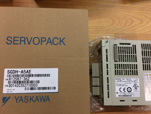 50/60HZ Industrial Servo Drives Japan Original 400w YASKAWA SGDS-04A15A SERVOPACK