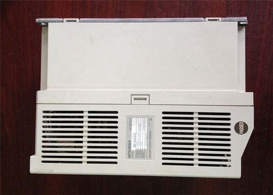 NEW JAPAN Mitsubishi SERVO DRIVE MR-H200B AC 10 AMP 2KW 200-230VAC 50/60HZ