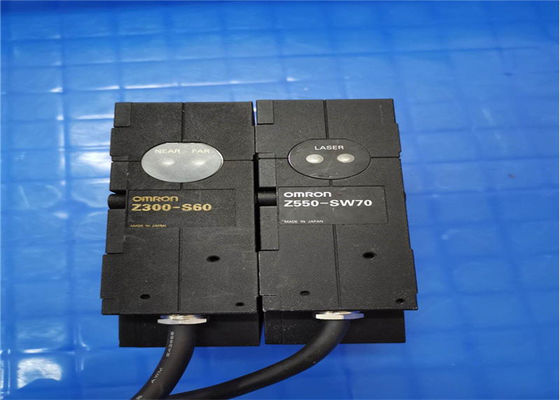 Omron Z550-SW70 SENSOR HEAD Z550 DIFFUSE 200±30MM MEASURABLE BEAM WIDTH 70MM