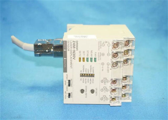 Omron Z4M-N30V-01 LASER DISPLACEMENT SENSOR 12-24VDC PLC Programmable Logic Controller