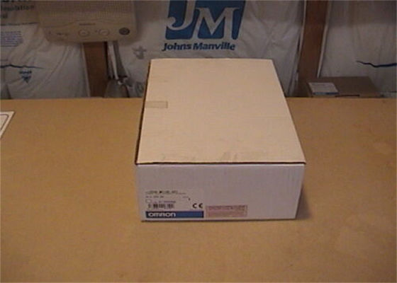 Omron Z300-S5T LASER SENSOR HEAD HIGH PRECISION PLC Programmable Logic Controller