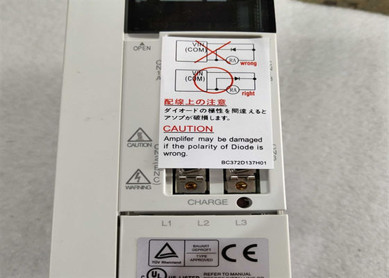MR-J2S-70CP-S084 Mitsubishi Industrial Servo Drives 3PH 200-230VAC 50/60HZ 750W