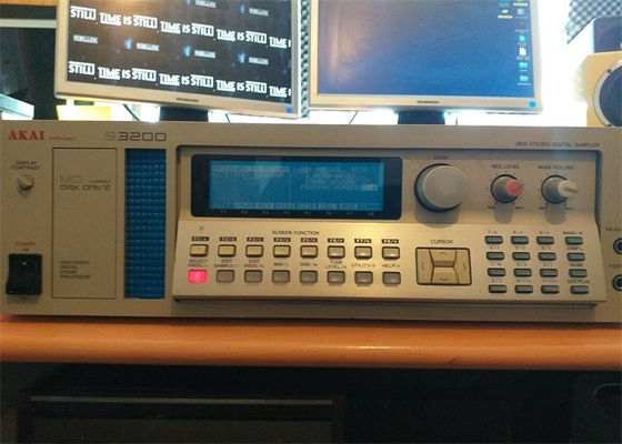 Omron S3200-NSUG4-OOE SYSNET BRIDGE (DC) PLC Programmable Logic Controller