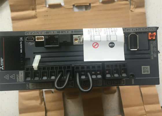 Mitsubishi 750W AC Servo Drive MR-J4-70A 1-Axis MELSERVO-J4 series SERVO AMPLIFIER
