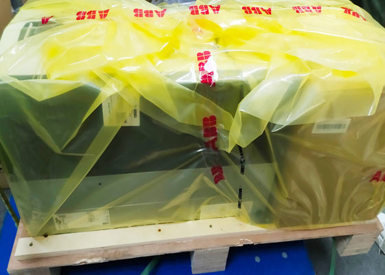 ACS880-01-206A-3 Frequency Inverter 3AUA0000108028 Low Voltage AC Drive 110kW 206A