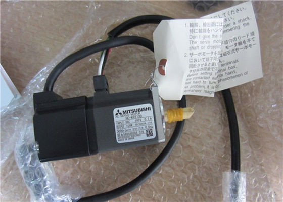 NEW Mitsubishi 100W Indutrial AC Servo Motor HC-KFS13D 3AC 105V 0.7A in stock