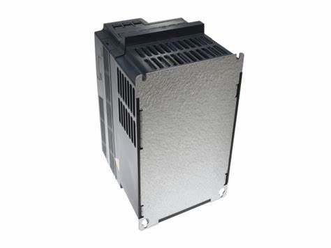 ATV320U75M3C   Schneider  Variable speed drive Altivar Machine ATV320 7.5 kW 200-240 V