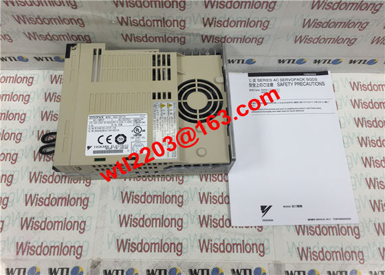 Durable Industrial Servo Drives YASKAWA SGDS-08A12A Servopack 750W 8.8A