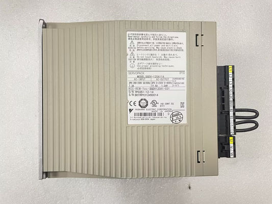 Yasakawa SGDA-04AS   Ac Servo Motor Drive  0.53 HP 200 V POWER SUPPLY