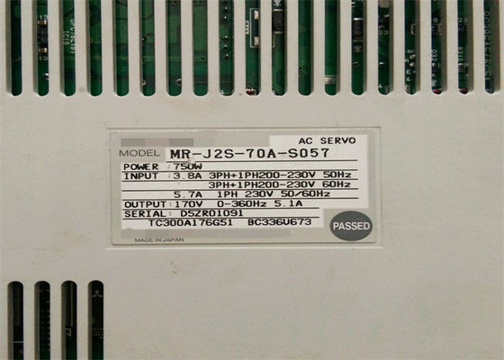 Mitsubishi Electric 750W 3Phase AC Servo Motor Driver MR-J2S-70A-S057 Amplifier New