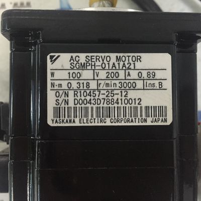 Yaskawa SGMPH-01A1A21 AC Industrial Servo Motor 100W  200V brand new