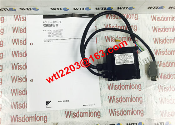 Yaskawa AC Industrial Servo Motor   SGMPH-01A1A21 100W  200V BRAND NEW