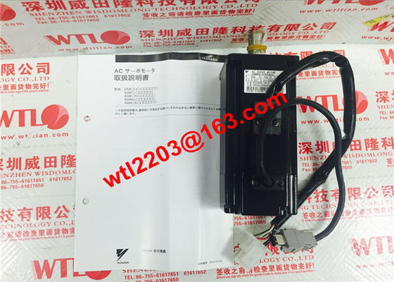 Yaskawa AC Industrial Servo Motor SGMAH-02BAA2C 200W  200V BRAND NEW