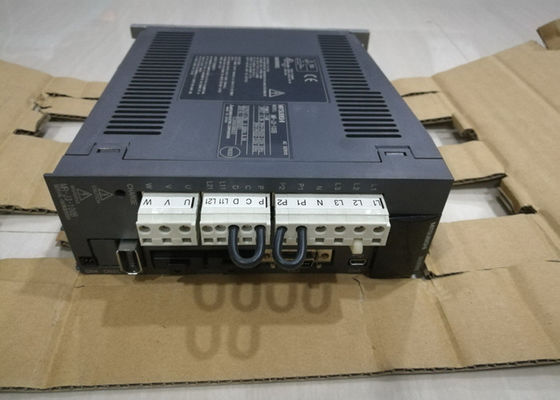 Mitsubishi 1KW Amplifier MR-J3-100B-RJ006 2.5A 200-230VAC 3 Phase Industrial Servo Drive