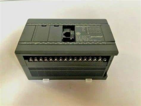IC200UDR0103 GE Fanuc VersaMax Micro 28 point PLC  24Vdc Out (11) Relay Out 24Vdc
