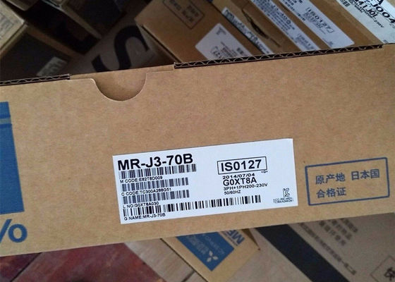 Mitsubishi Industrial Servo Drives MR-J3-70B 3.8AMP 750W 200V SSCNET 3PH Amplifier