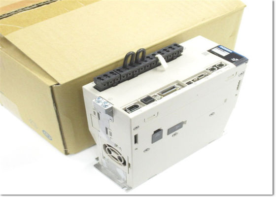 INDUSTRIAL SERVO DRIVER YASKAWA SGDH-30AE 3000W 28.4N/M 1000RPM*NIB  New Original