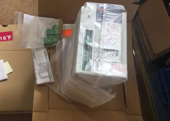 Mitsubishi MR-J2 Series 2kW Servo Amplifiers MR-J2S-200B4 Industrial Motor Drive NEW