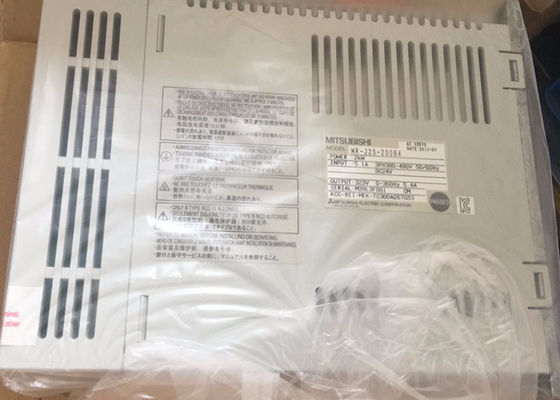 Mitsubishi MR-J2 Series 2kW Servo Amplifiers MR-J2S-200B4 Industrial Motor Drive NEW
