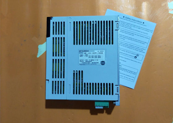 NEW MITSUBISHI AC SERVO DRIVER MR-J2S-10CP1-S084 100W 200V Industrial Amplifier Brand New