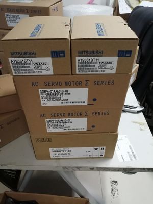 100 Watt 200V Small Powerful Servo Motors Yaskawa SGMPH-01A1A-YR21 Long Lifespan