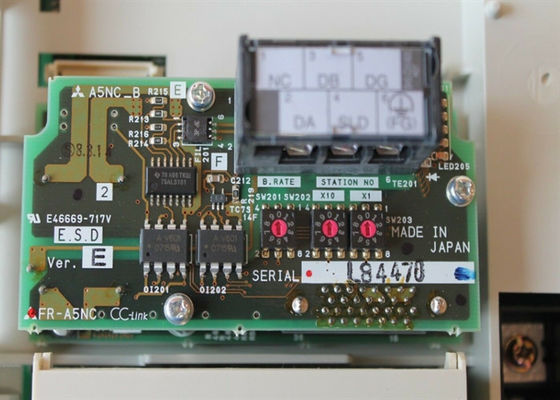 MITSUBISHI FX5U-32MR/ES CPU MODULE W/ INTEGRATED I/S 32 I/O 16 DIGITAL INPUTS