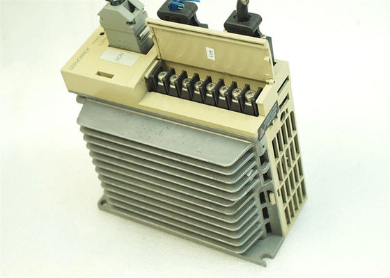 Yaskawa SGD-04AN 100V AC Servo Drives Brand New In Original Box