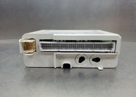 ABB DI820 3BSE008512R1 Digital I O Module for EMC Immunity and Emission Compliance