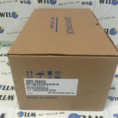 Yaskawa SGDS-04A15A  Servo Amplifier 1 Phase - 4.7A 200V 400W 0.54HP