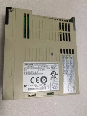 Yaskawa SGDS-04A02A New AC Servo Amplifier 200-230V 4.7A 400W