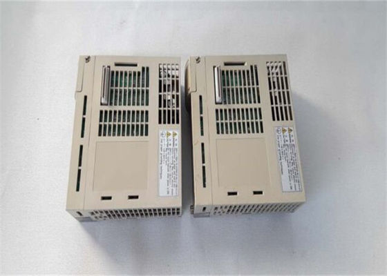 Yaskawa SGDG-01GT Legend Series New Servo Amplifier 0.1kw 253V