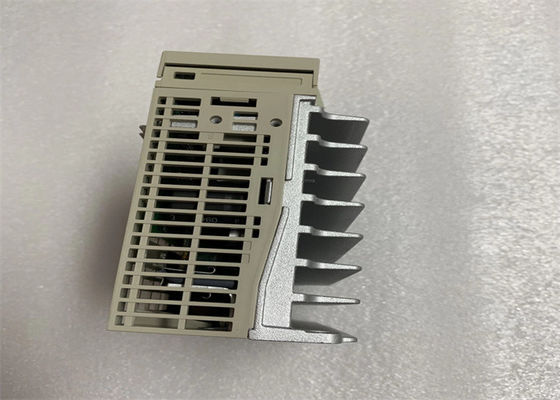 Yaskawa Industrial Servo Drives SGDH-04AEY291 New In Original