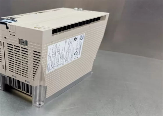 Brand Yaskawa SGDV-200A25A AC Servo Amplifier 3 Phase Original
